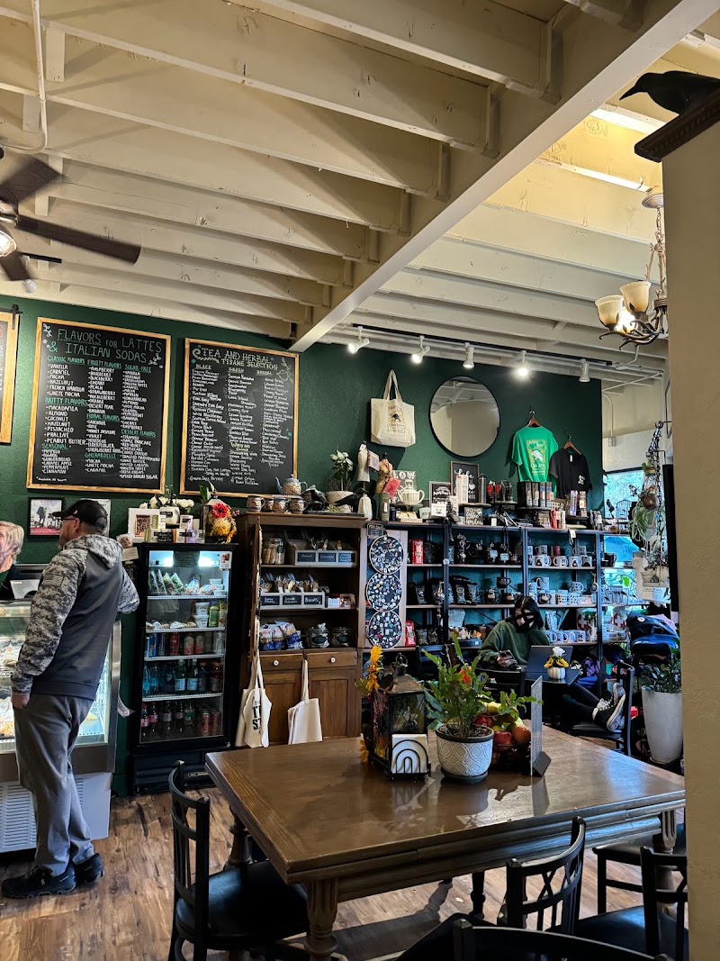 Raven's Roast Coffee Lounge photo 4
