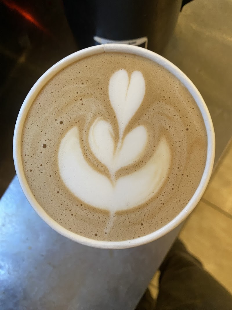 Raven's Roast Coffee Lounge photo 2