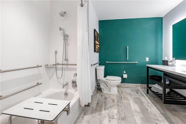 Photo by Cambria Hotel Louisville Downtown-Whiskey Row