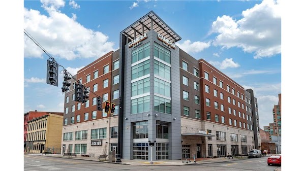 CAMBRIA HOTEL exterior