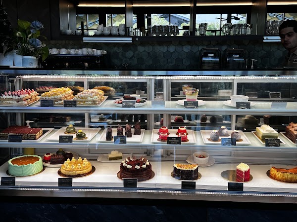 Locarasa Restaurant & Patisserie - Photo 1