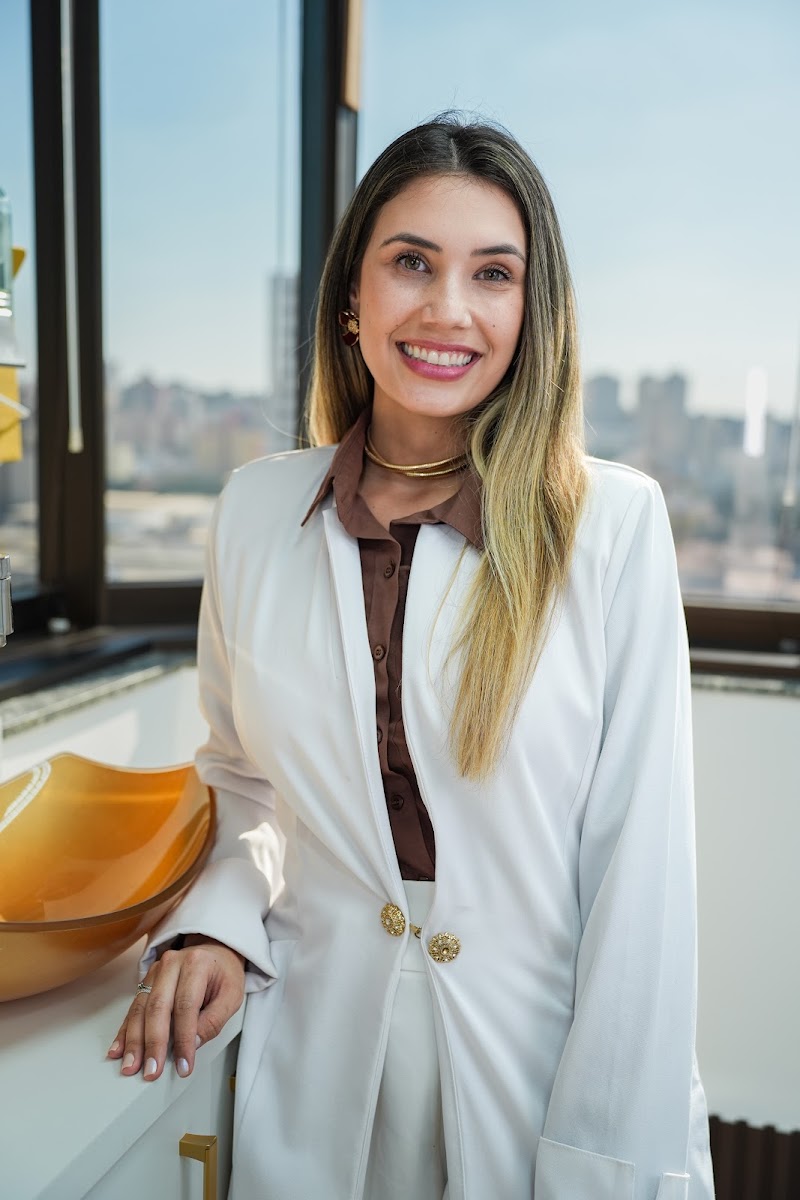 Dra. Bárbara Bacaro - Ortodontista Campinas