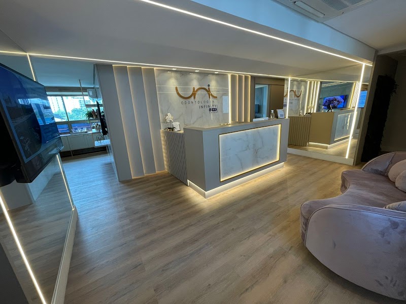 Uni Odontologia | Implante Dentário | Lente de Contato Dental | Graças | Recife - PE