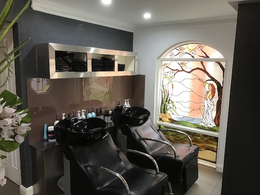 Razz Hair Studio photo 2