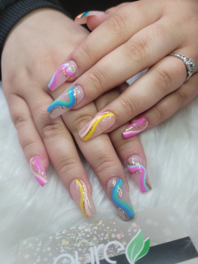 Pure Nails Spa - Dimond