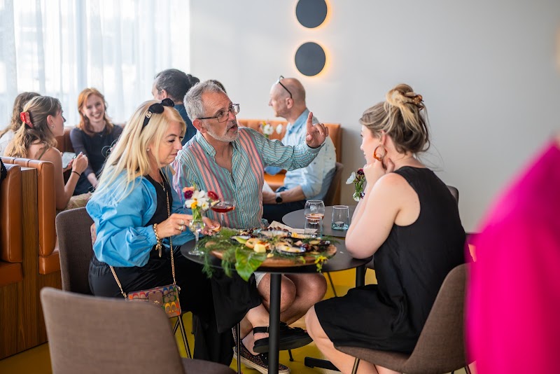 Dill Pickle Club photo 6