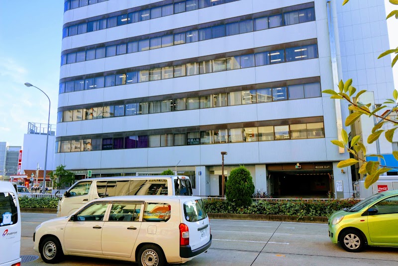 ひとみウィメンズクリニックの外観