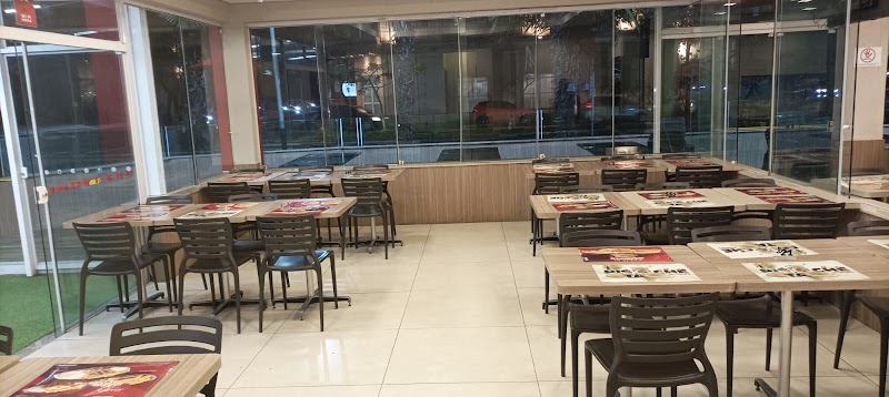 Foto de Habib's Silva Jardim
