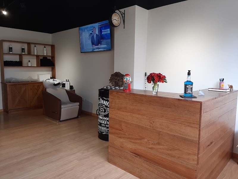 Little Barber photo 5