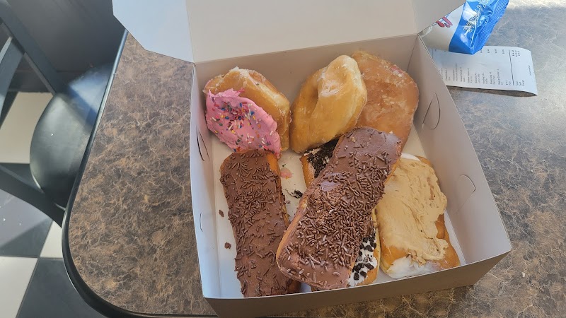 Pat's Donuts & Kreme photo 2