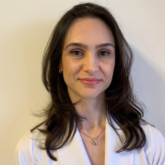 Dra. Marina Vicente de Souza - Médica clínica - Cannabis Medicinal