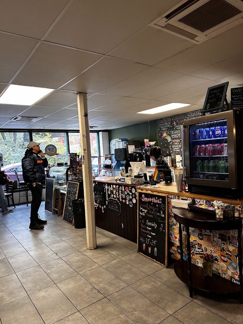 Sip Coffee House highland photo 4