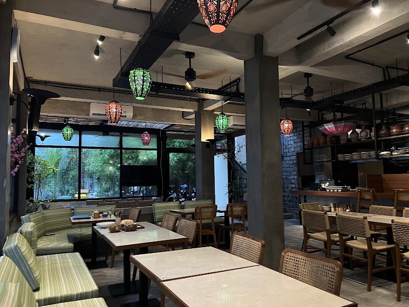 MA’HOME RESTAURANT بيت أمي - مطعم عربي - شيشة - المباريات متوفرة photo 4