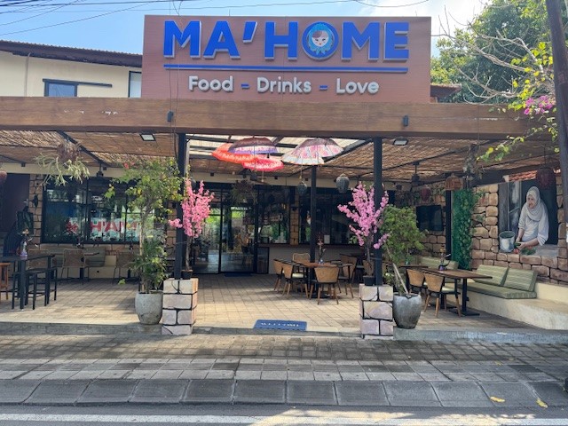 MA’HOME RESTAURANT بيت أمي - مطعم عربي - شيشة - المباريات متوفرة photo 1
