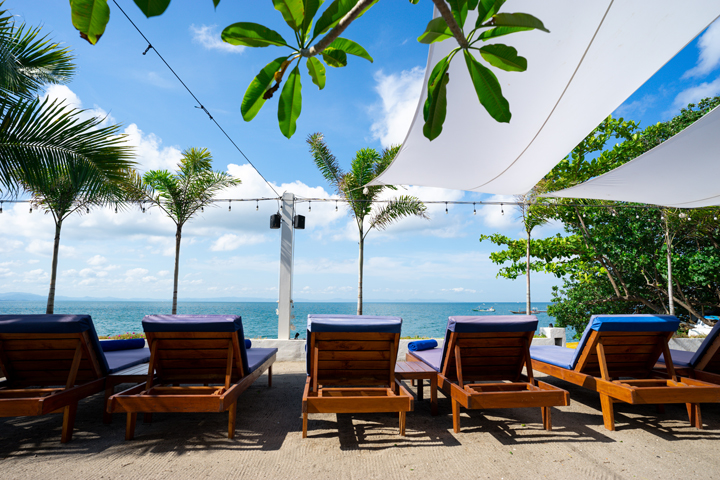 Beach Club Lombok by Bale Solah