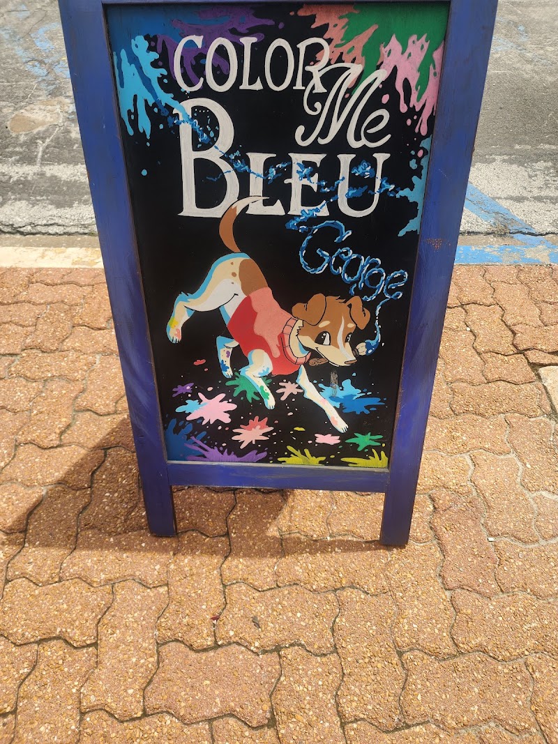Color Me Bleu Studio & Coffee Shop photo 4