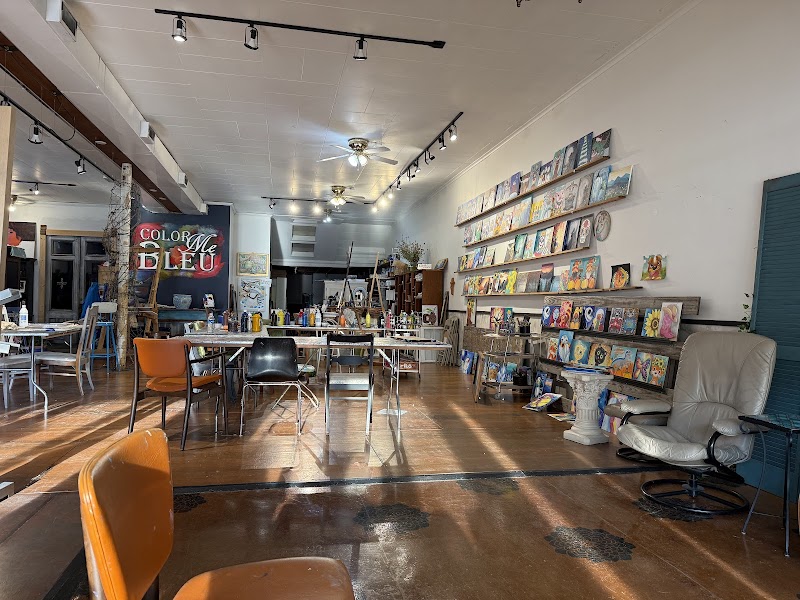 Color Me Bleu Studio & Coffee Shop photo 3