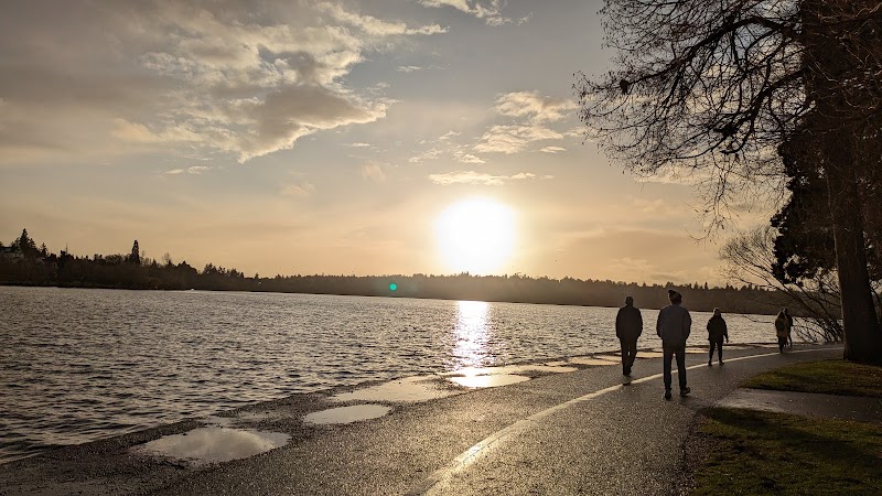 Green Lake Boathouse and Coffee Shop photo 2