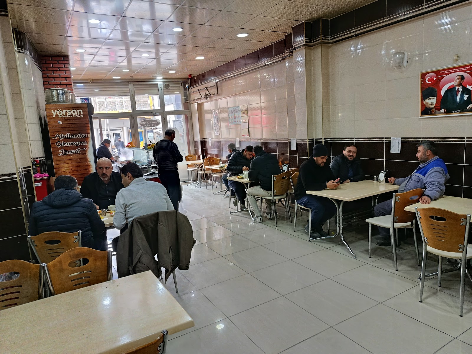 Cemal Usta'nın Lokantası mekanı