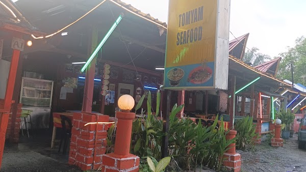 Nasi Ayam Gepuk Pak Nuar - Photo 1