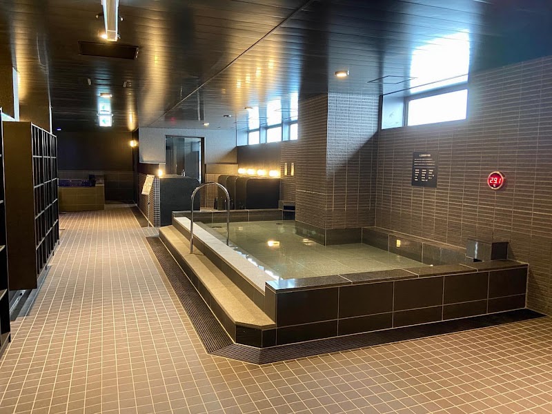 ジェクサー・フィットネス＆スパ24横浜 3