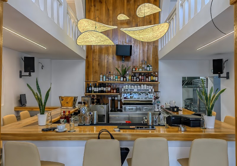 Calma Mykonos Restaurant Bar