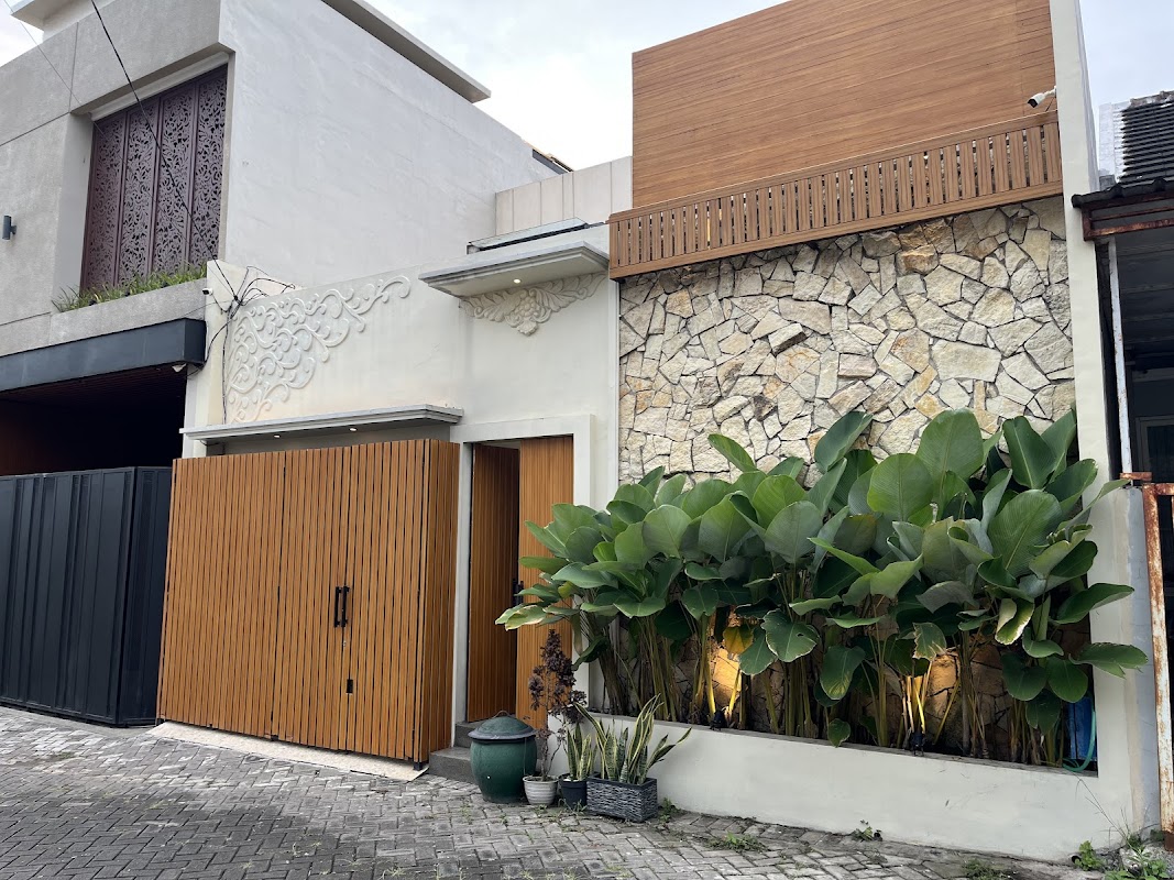 Penginapan Villa Singgah Jingga - Sewa Rumah Harian Malang (Dekat UM, UB, dan UIN)