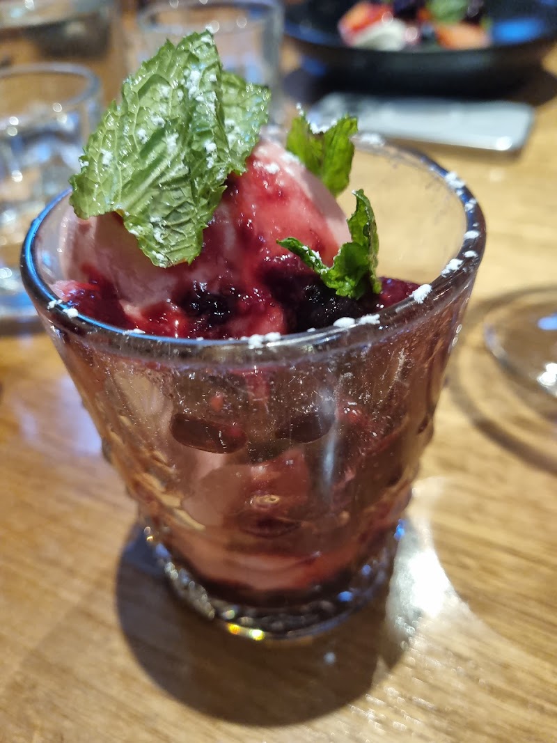 St. Albi Bar & Eatery photo 8