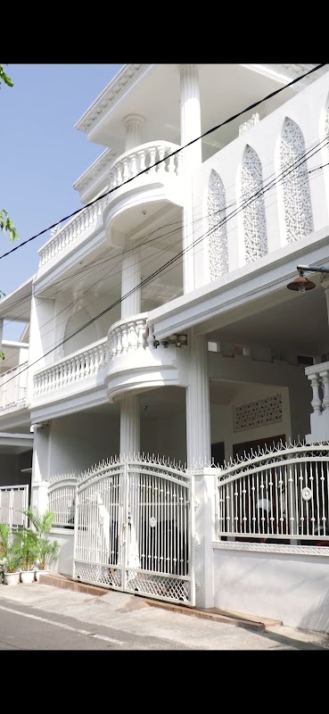 Kost Putra Candi Bajang Ratu