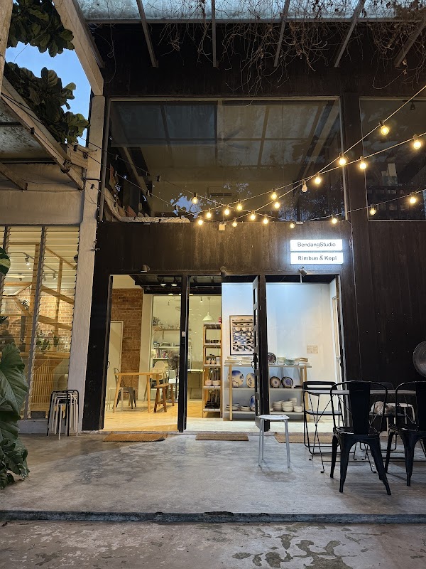 Kafe Rimbun dan Kopi