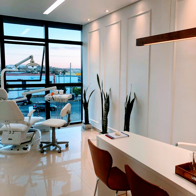 Clínica Odontológica Dra. Maria Eugenia S. Q. Cançado - foto 3