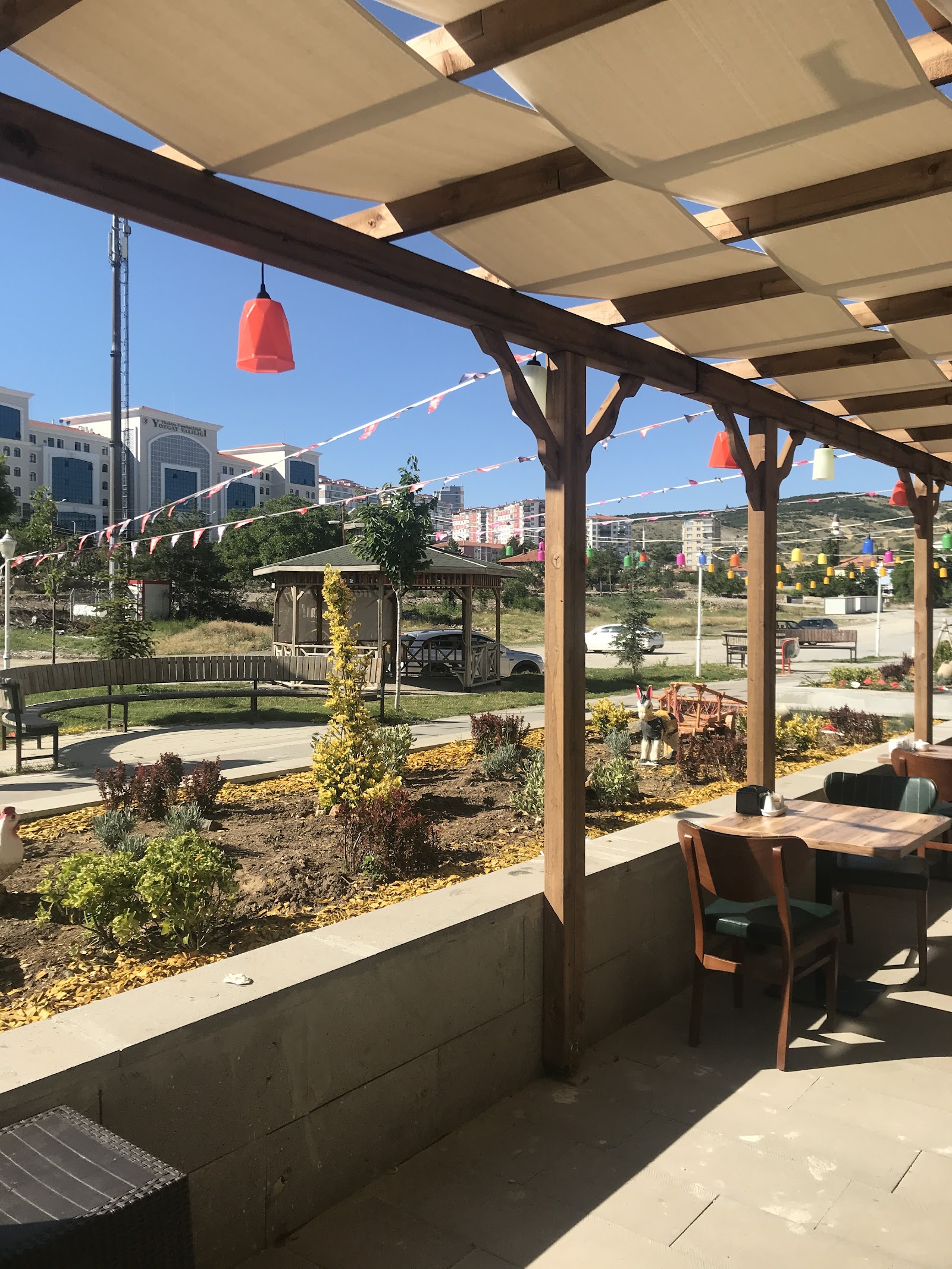 Közz Kebap - Yozgat Kebap Restoranı mekanı