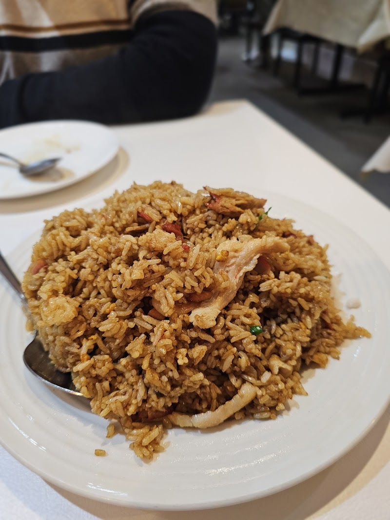 The Golden Loy photo 6