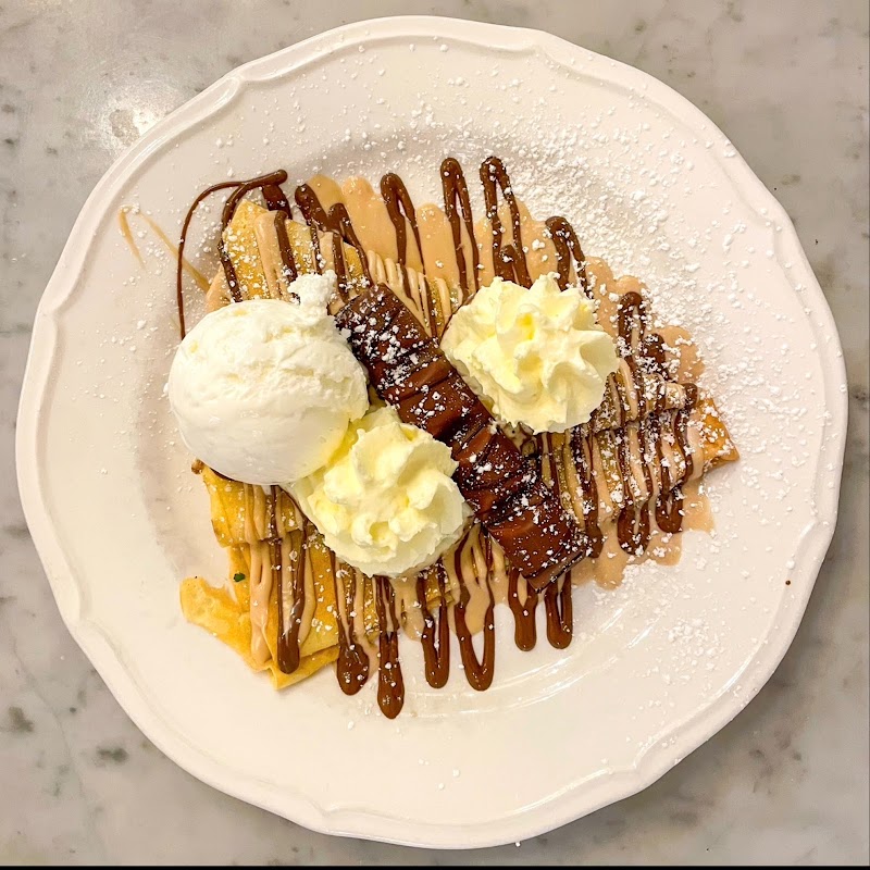 Le Petit Chateau Restaurant photo 4