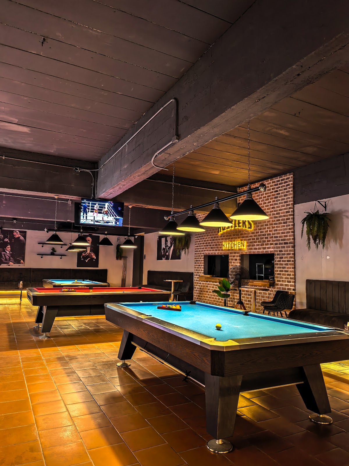 Hustlers Beer Garden & Pool Hall - Photo 5