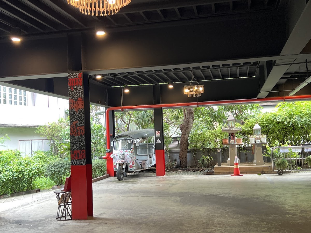 Sleepbox Sukhumvit 22