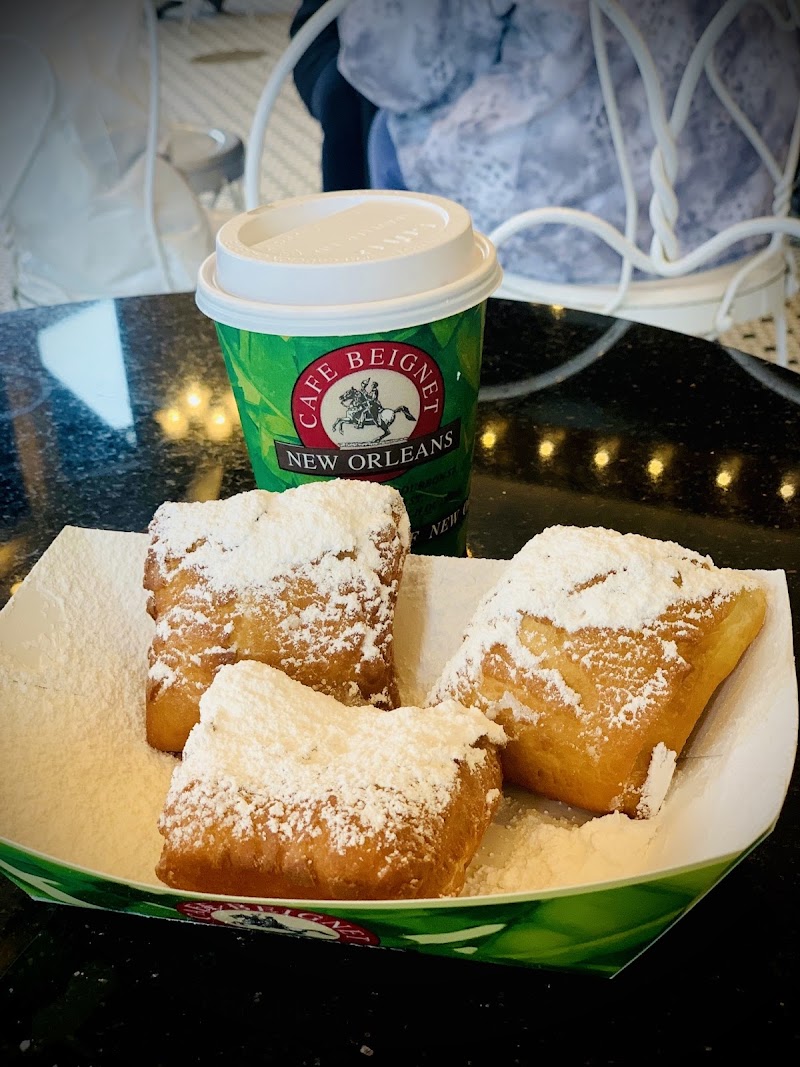 Cafe Beignet, Decatur Street photo 4