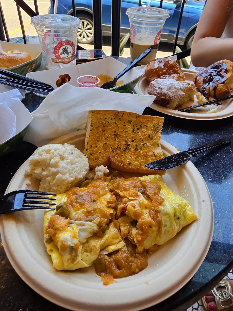 Cafe Beignet, Decatur Street photo 3