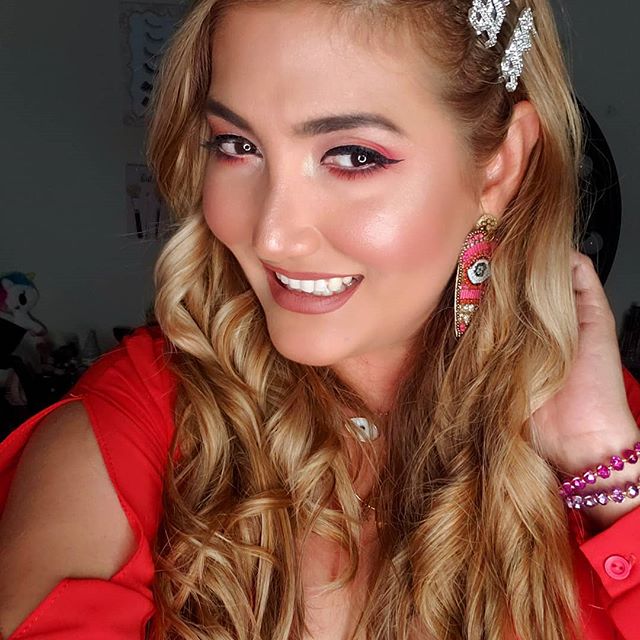 Professional Makeup Artist