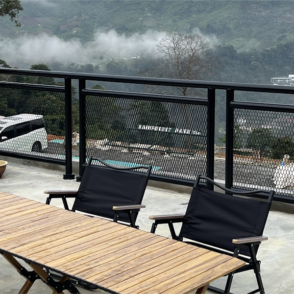 Tentent Cafe & BBQ - Photo 1