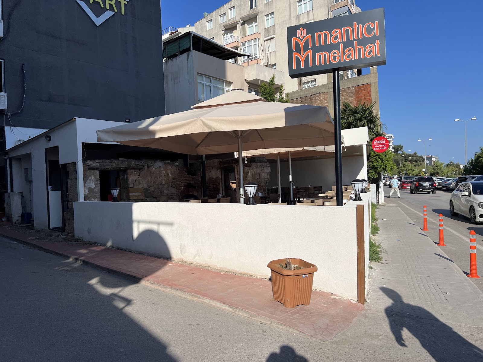 Mantıcı Melahat mekanı