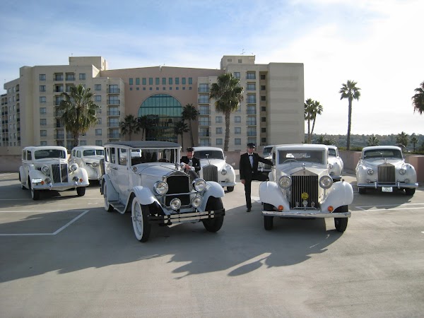 Classic Limos - Classic Wedding Car rental, Wedding Limo service, Rolls Royce rental portfolio