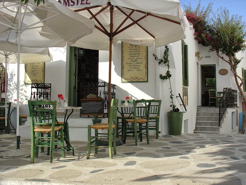 Cafe Symposium Paros