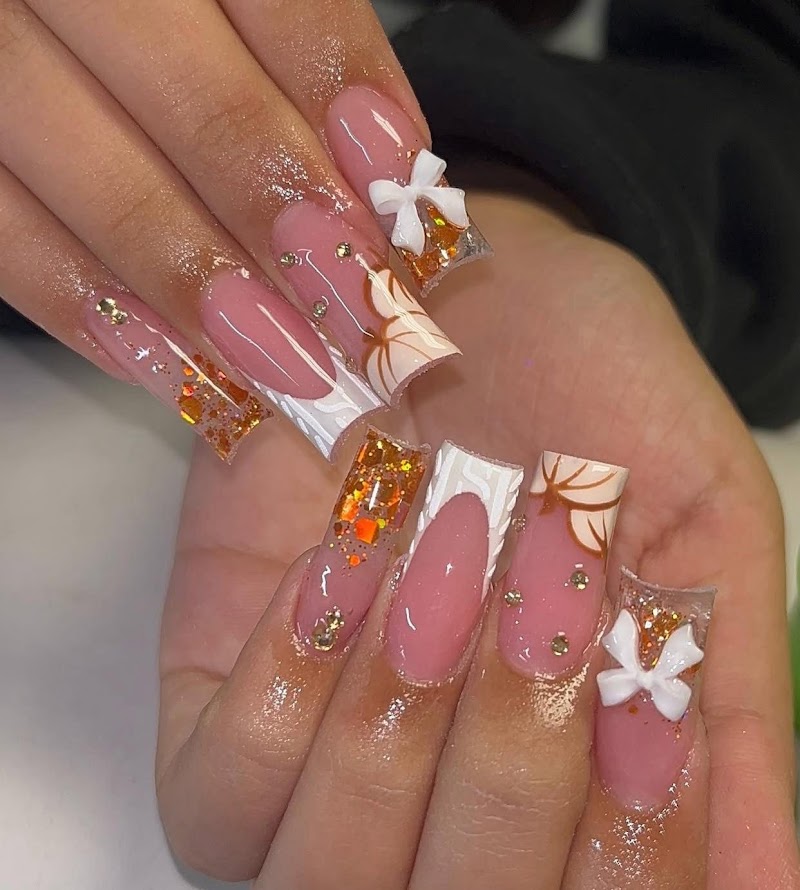 Diamond Luxe Beaute' Bar