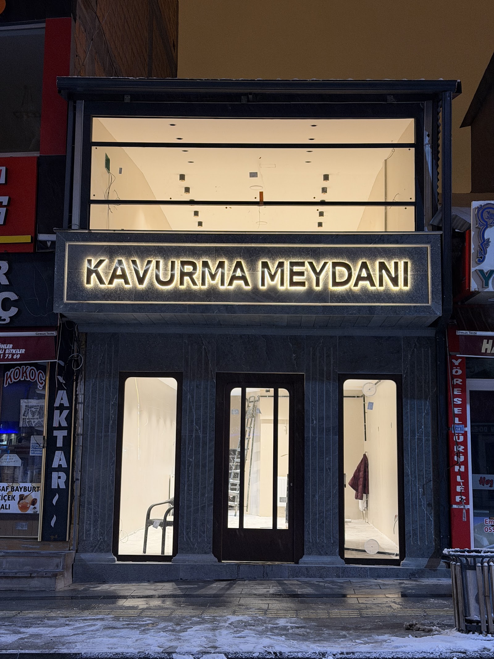 Kavurma Meydanı mekanı