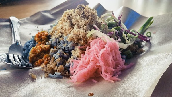 Pak Mail Seafood - Photo 1