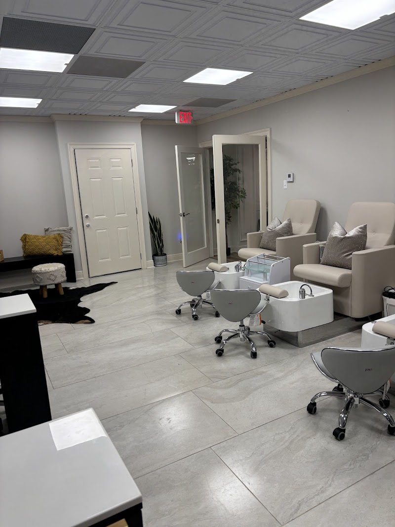 Blended Beauty Spa Concierge