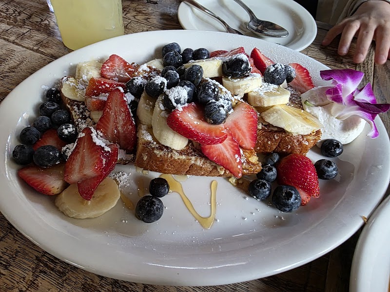 GOOFY Cafe & Dine photo 3