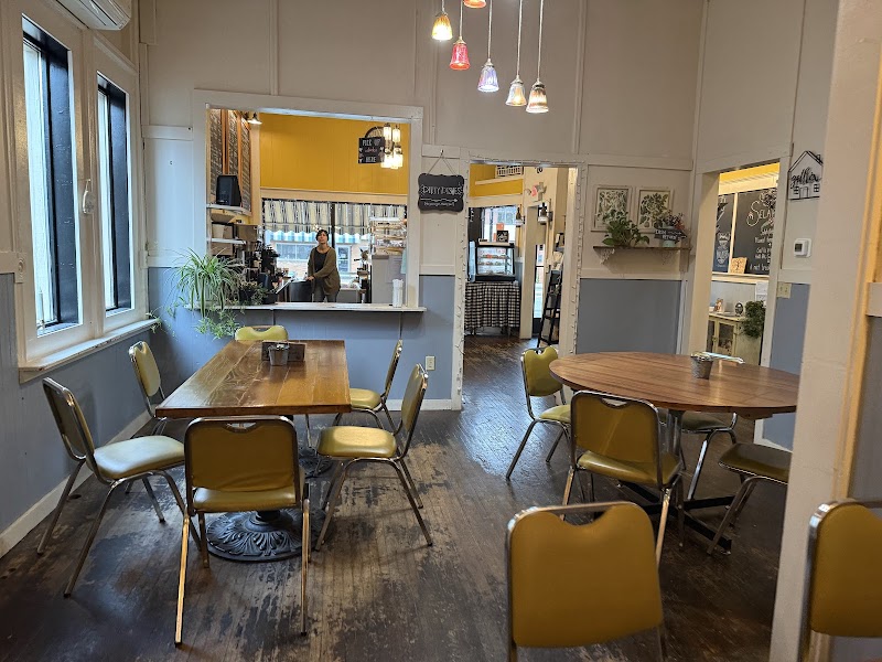 Selah Vie Bistro and Coffee Cottage photo 3