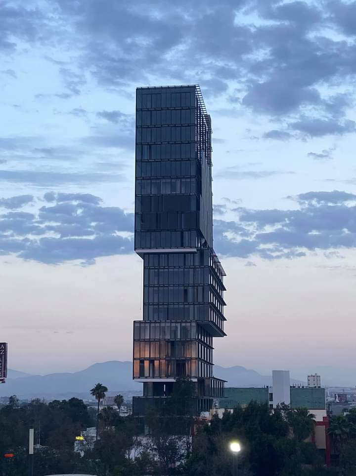 DEL PRADO MEDICAL TOWER photo 3